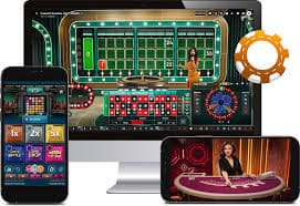 mawartoto link live-dealer blackjack table on mobile phone screen with croupier visible