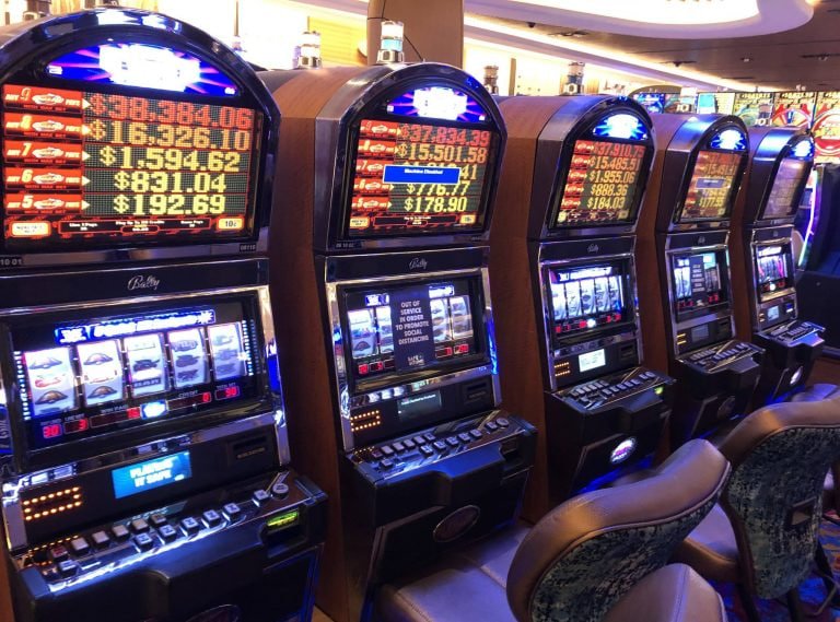 Result Archive interface showing past VIP Roulette spins and outcomes
